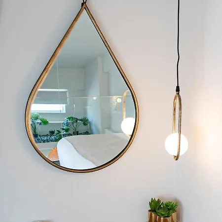 White Swan Ретимно