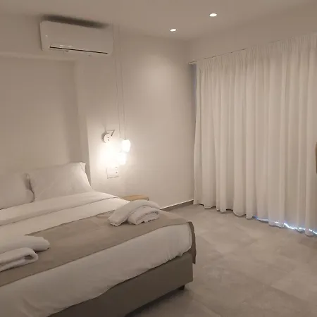 White Swan Rethymnon