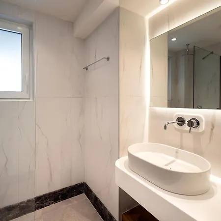 White Swan Rethymnon