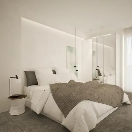 White Swan Hotel *